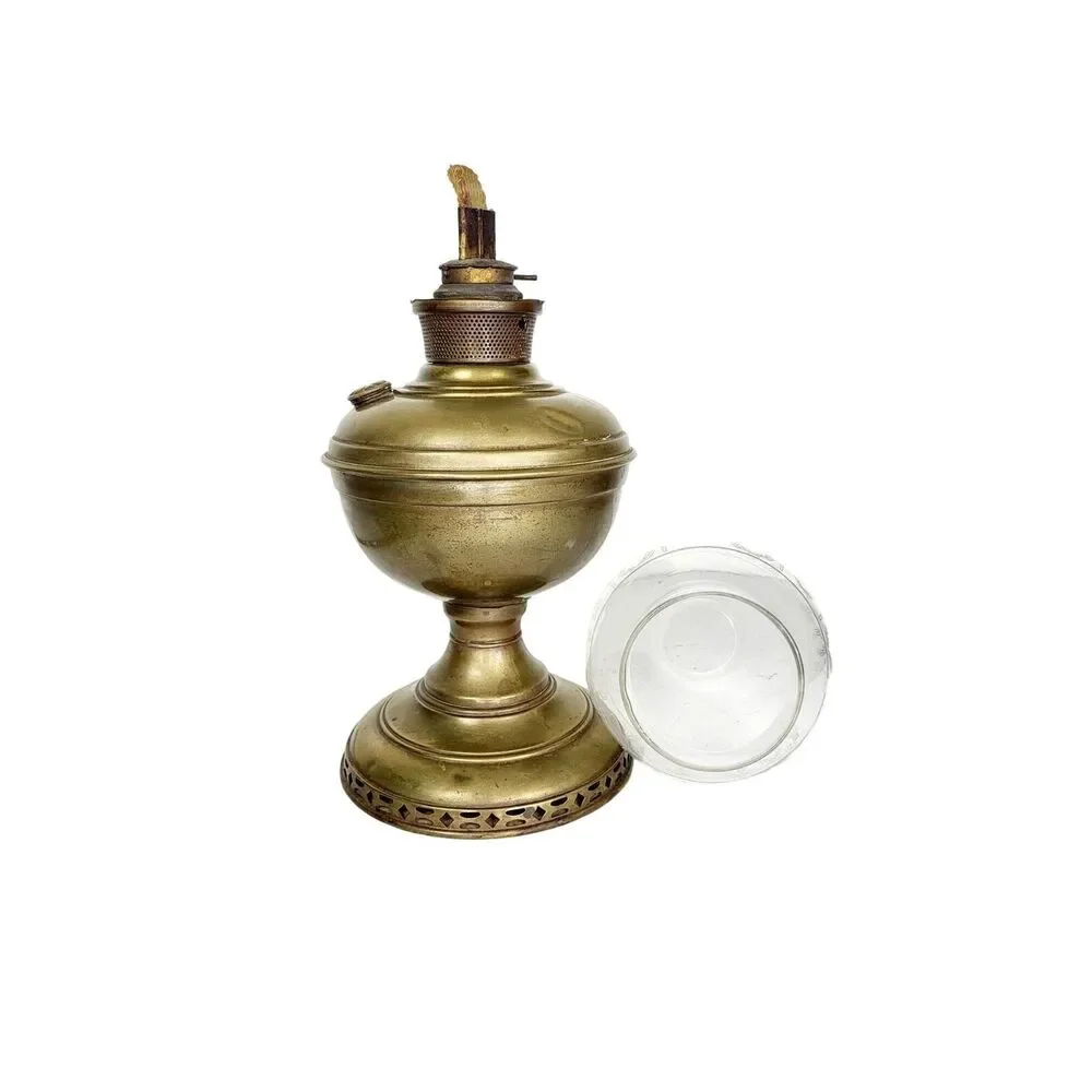 Antique Brass Etched Glass Flute Tabletop Oil Lamp Vintage Gold Parlor Lamp